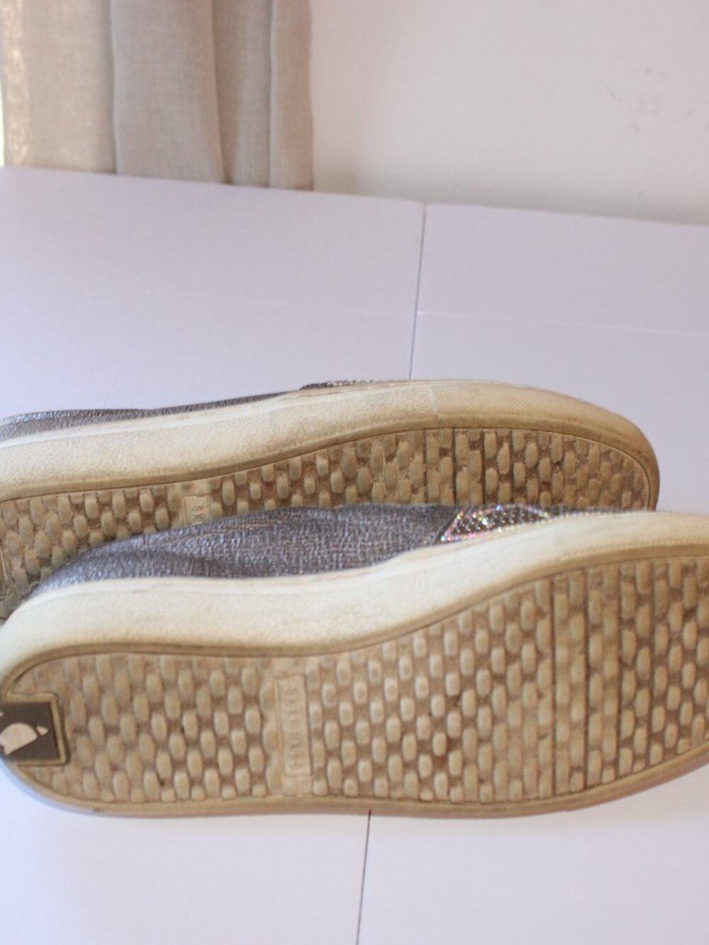 Skechers Glitter Sneakers Slip On Shoes Women's Size 10 - Picture 8 of 8